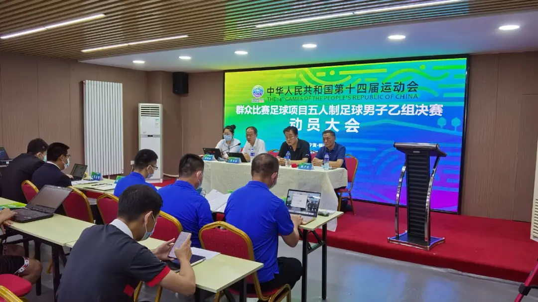 南昌二中足球小将进国家队_南昌二中足球特长招生2019_江西南昌二中足球冠军