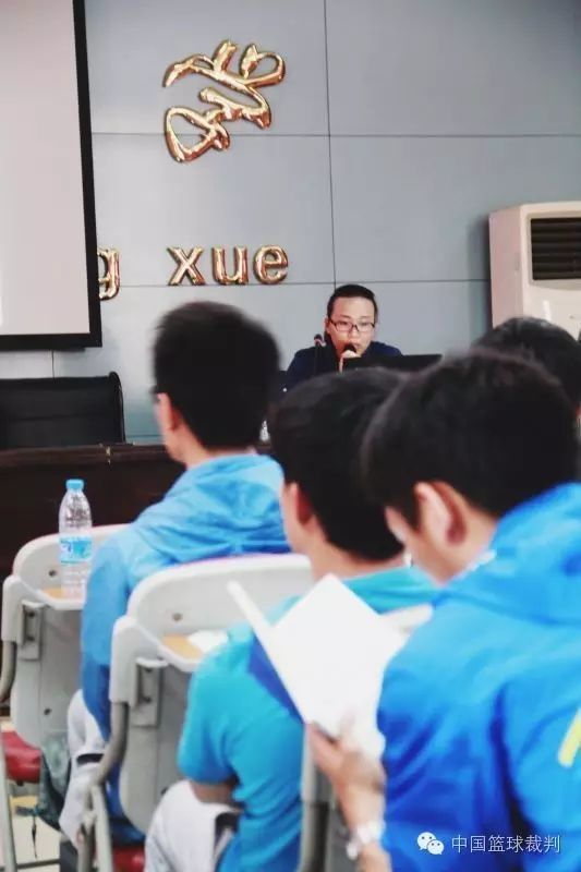 篮球规则违例时间怎么算_篮球规则 时间违例_篮球比赛违例时间