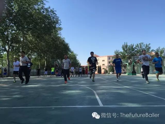 篮球规则违例时间怎么算_篮球规则 时间违例_篮球比赛违例时间