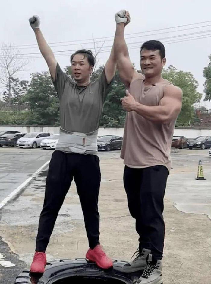健身明星女神_明星健身女有哪些_女生健身明星