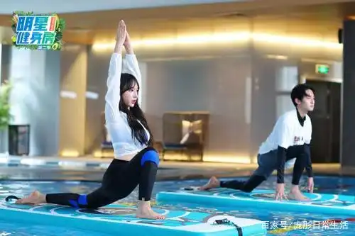 明星健身女有哪些_女生健身明星_娱乐圈健身女明星