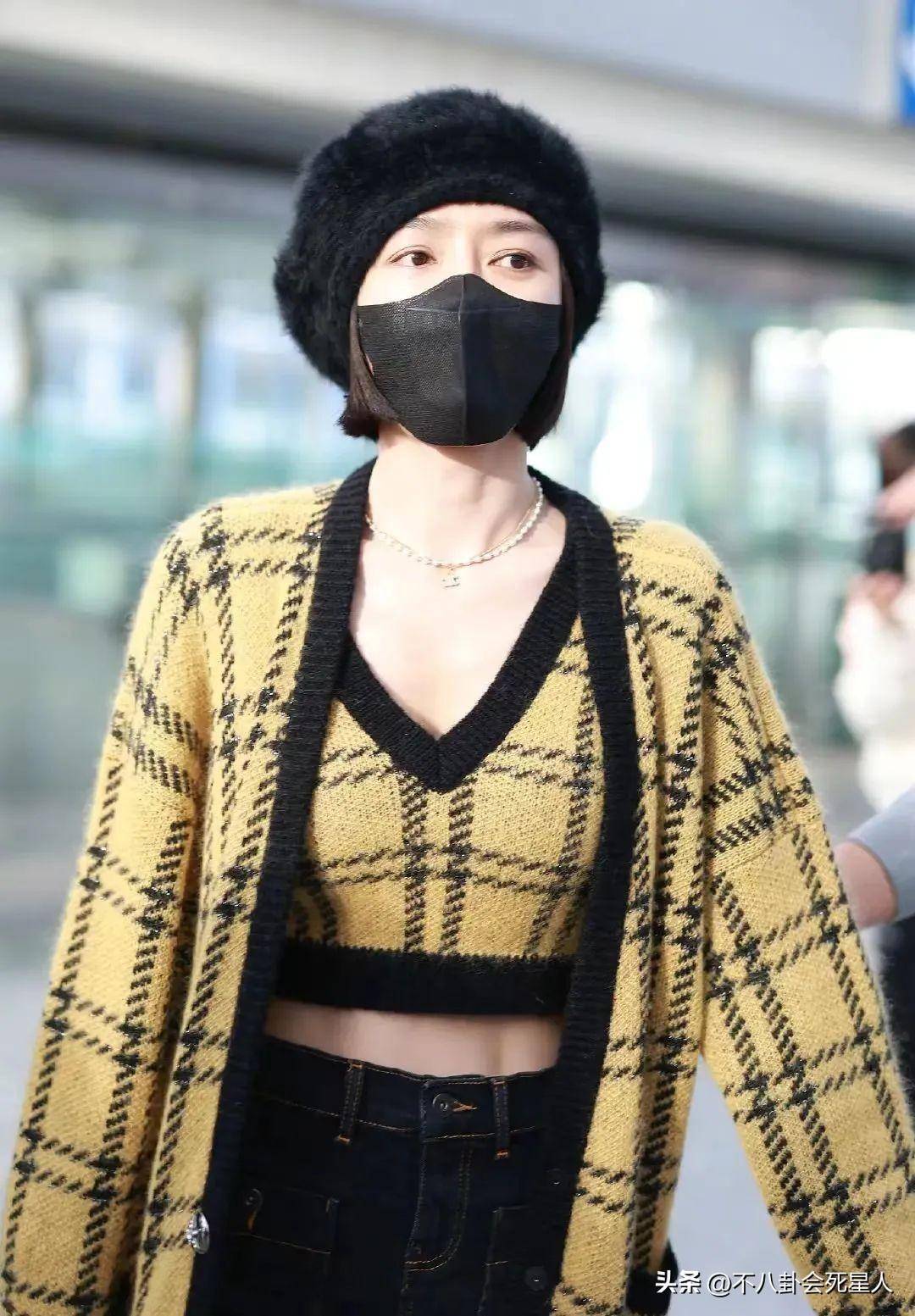 明星健身女有哪些_健身明星女神_女生健身明星