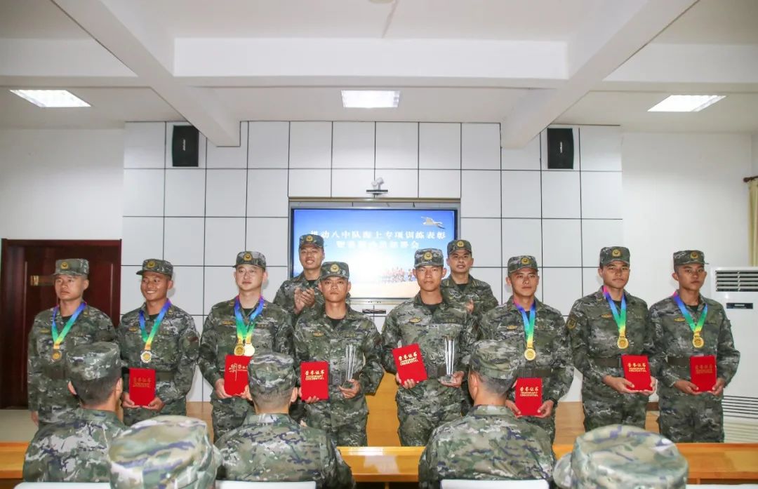 大海游泳教学视频_大海里游泳的技巧是什么_游泳大海
