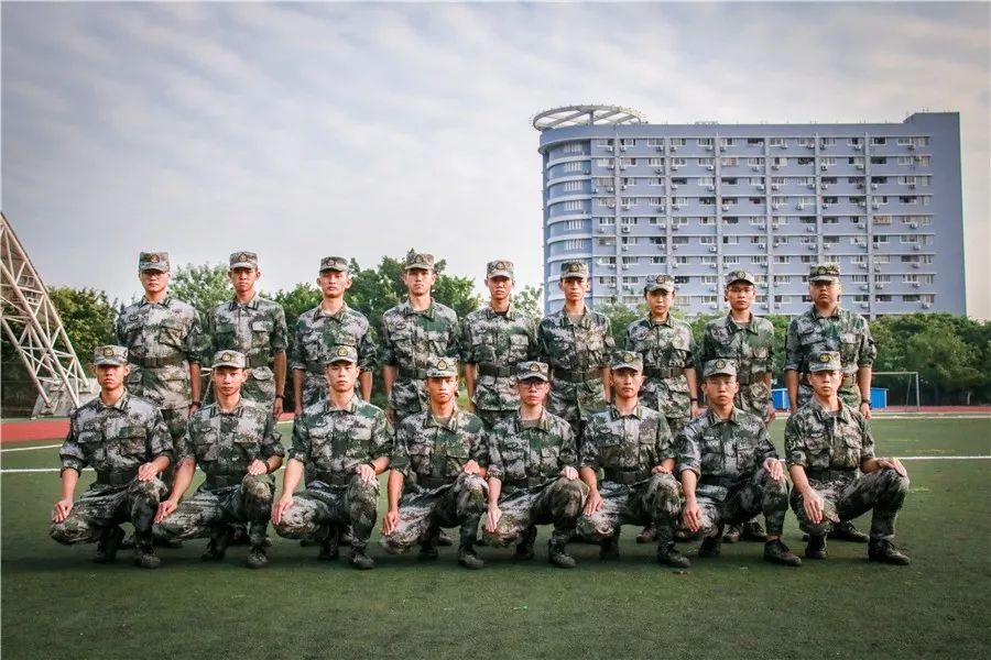 游泳大海_大海游泳教学视频_大海里游泳的技巧是什么