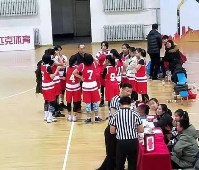 3v3女子篮球冠军_女子乙组篮球赛冠军是谁_篮球乙赛女子冠军组是哪个队