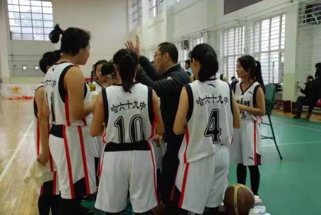 3v3女子篮球冠军_篮球乙赛女子冠军组是哪个队_女子乙组篮球赛冠军是谁