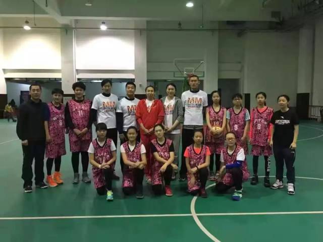 女子乙组篮球赛冠军是谁_篮球乙赛女子冠军组是哪个队_3v3女子篮球冠军