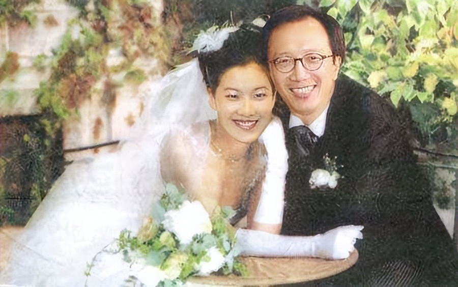 游泳冠军父母矮的_游泳冠军父母是谁_游泳冠军的父母
