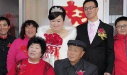 奥运举重女冠军出血_举重吐血的奥运冠军_奥运会举重女冠军流血