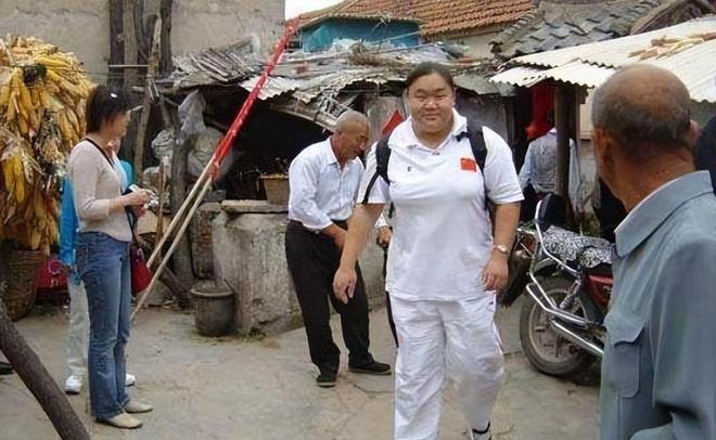 举重吐血的奥运冠军_奥运举重女冠军出血_奥运会举重女冠军流血