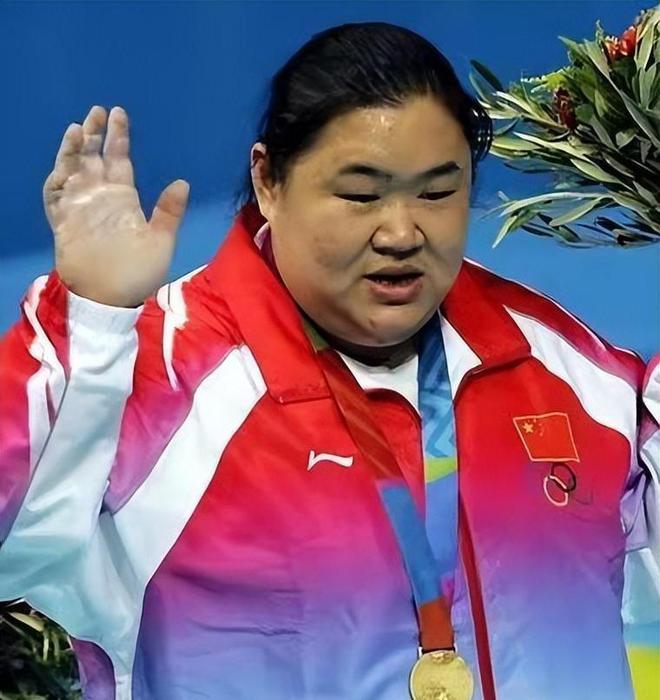 奥运会举重女冠军流血_举重吐血的奥运冠军_奥运举重女冠军出血