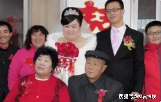奥运会举重冠军女子_举重吐血的奥运冠军_奥运会举重女冠军流血